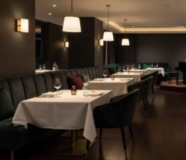 Warm dining lounge set for an evening event at Dewesoft Hungary Korlátolt Felelősségű Társaság